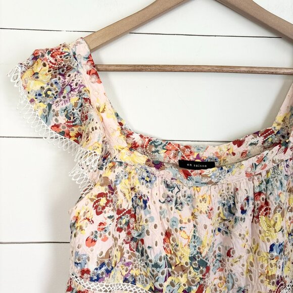 En Saison tiered baby doll eyelet floral top with little cap sleeves - Picture 2 of 6